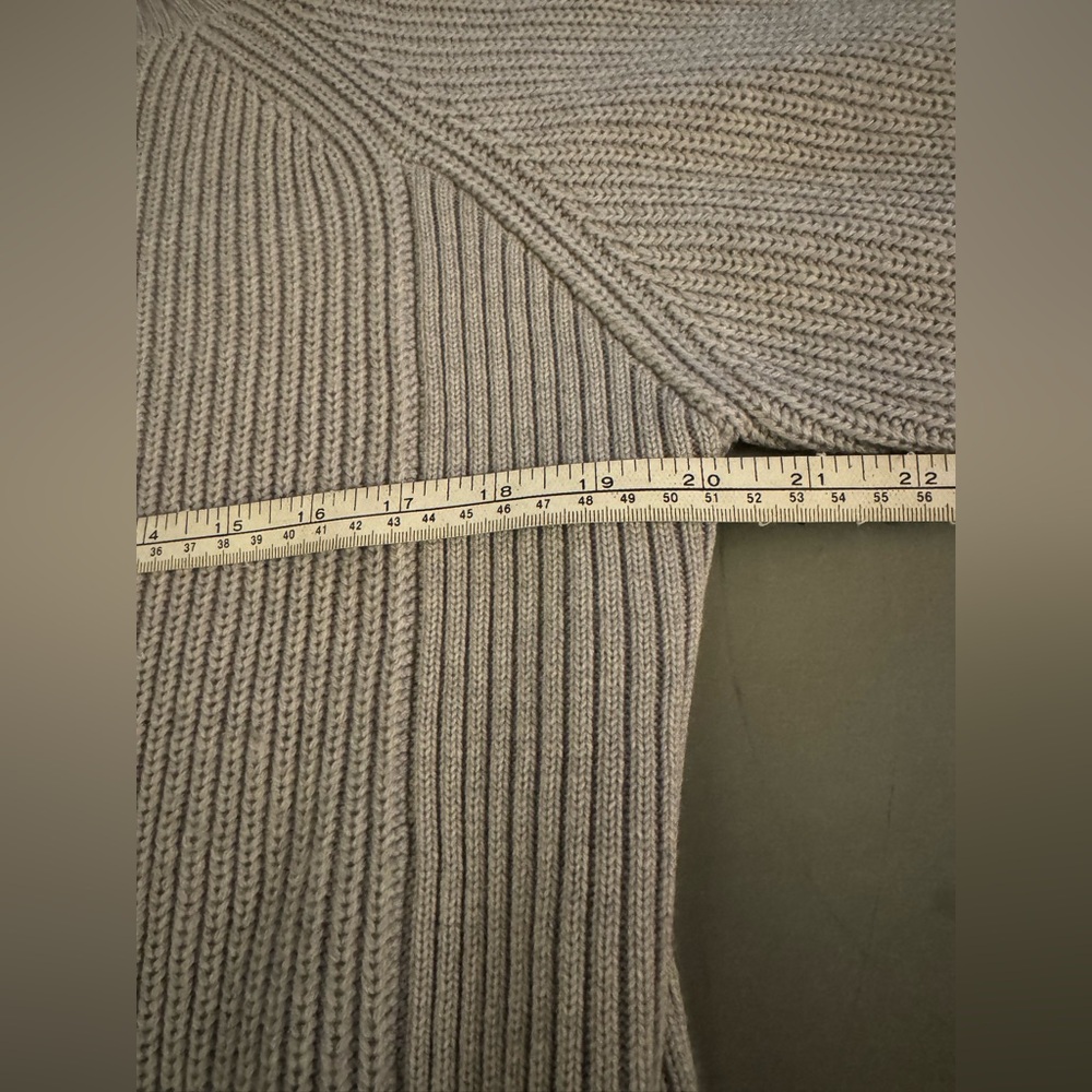 100% Marino wool Wilfred Asianna Turtleneck Sweater - Picture 10 of 10